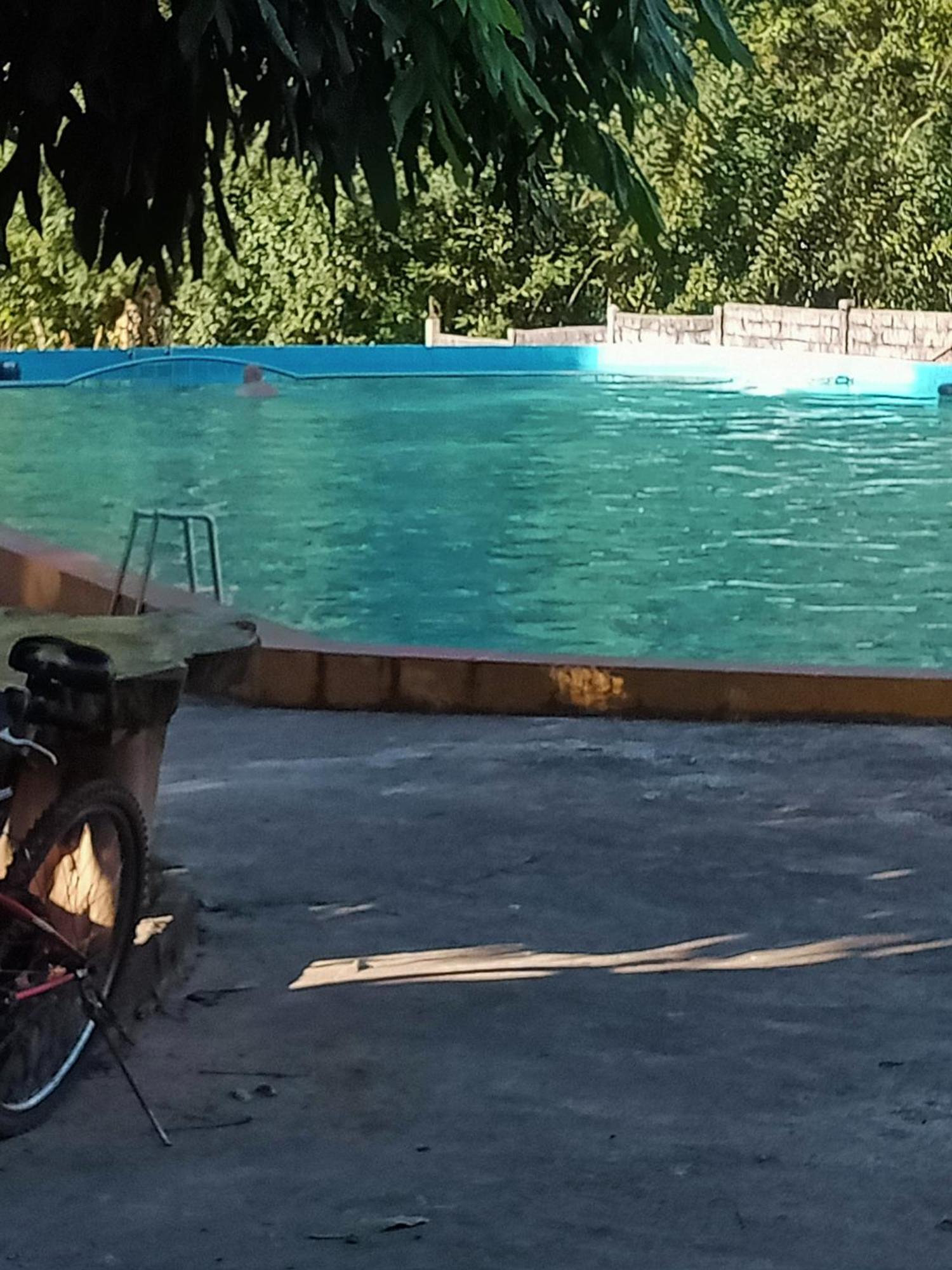 Campingsite Swimming Pool Ban Nongkham Eksteriør bilde